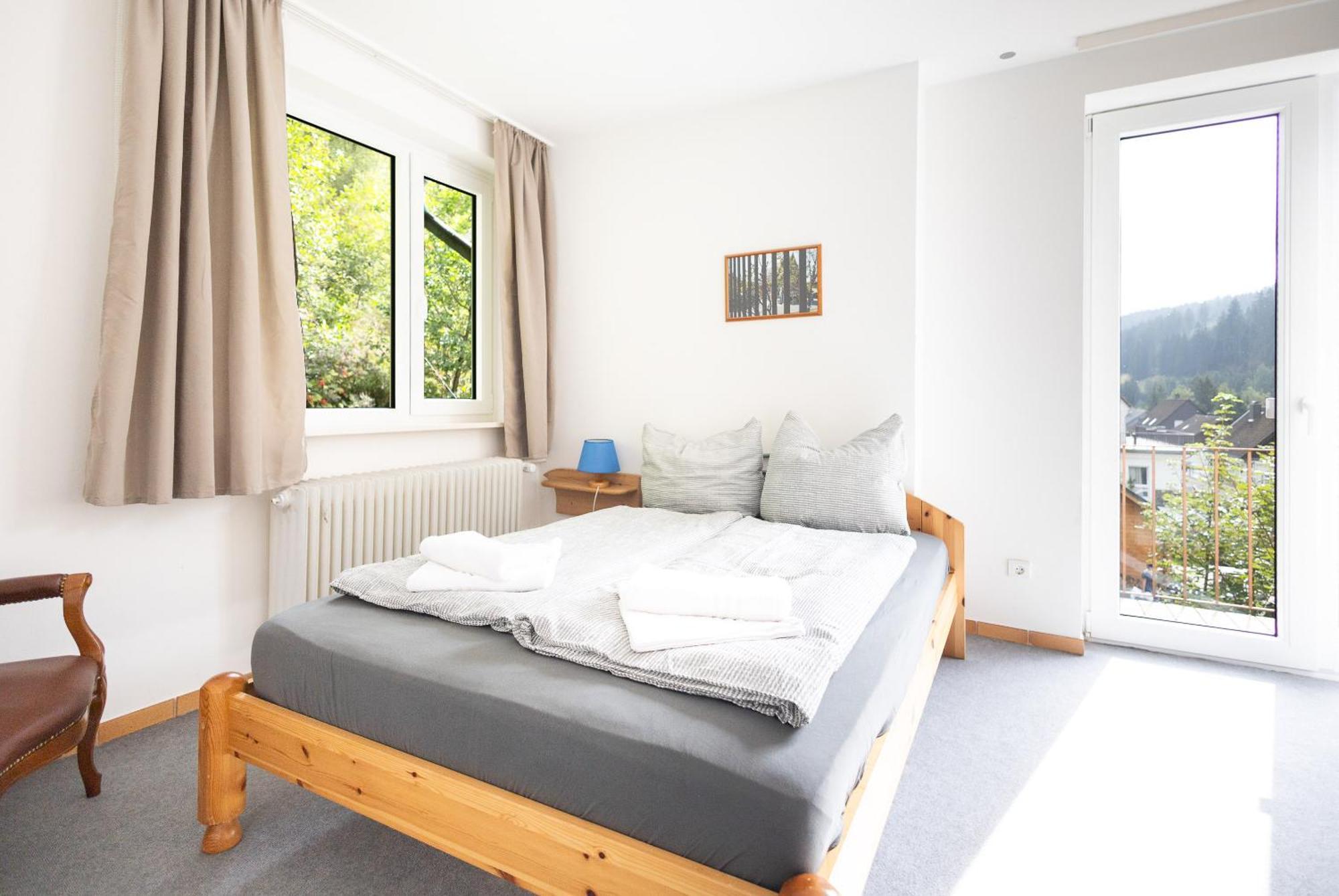Apartmenthaus Am Waldrand- Kueche - Fruehstueck - Balkon ヴィルデマン エクステリア 写真