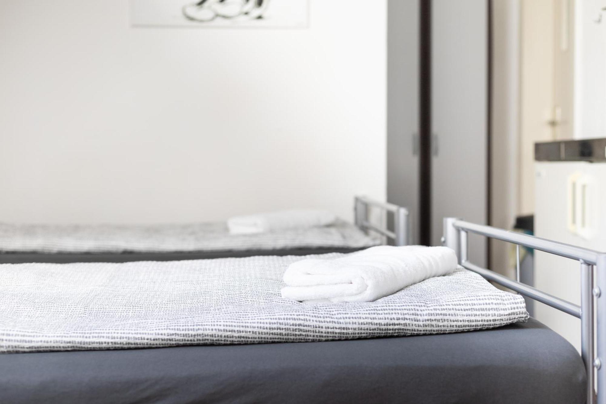 Apartmenthaus Am Waldrand- Kueche - Fruehstueck - Balkon ヴィルデマン エクステリア 写真