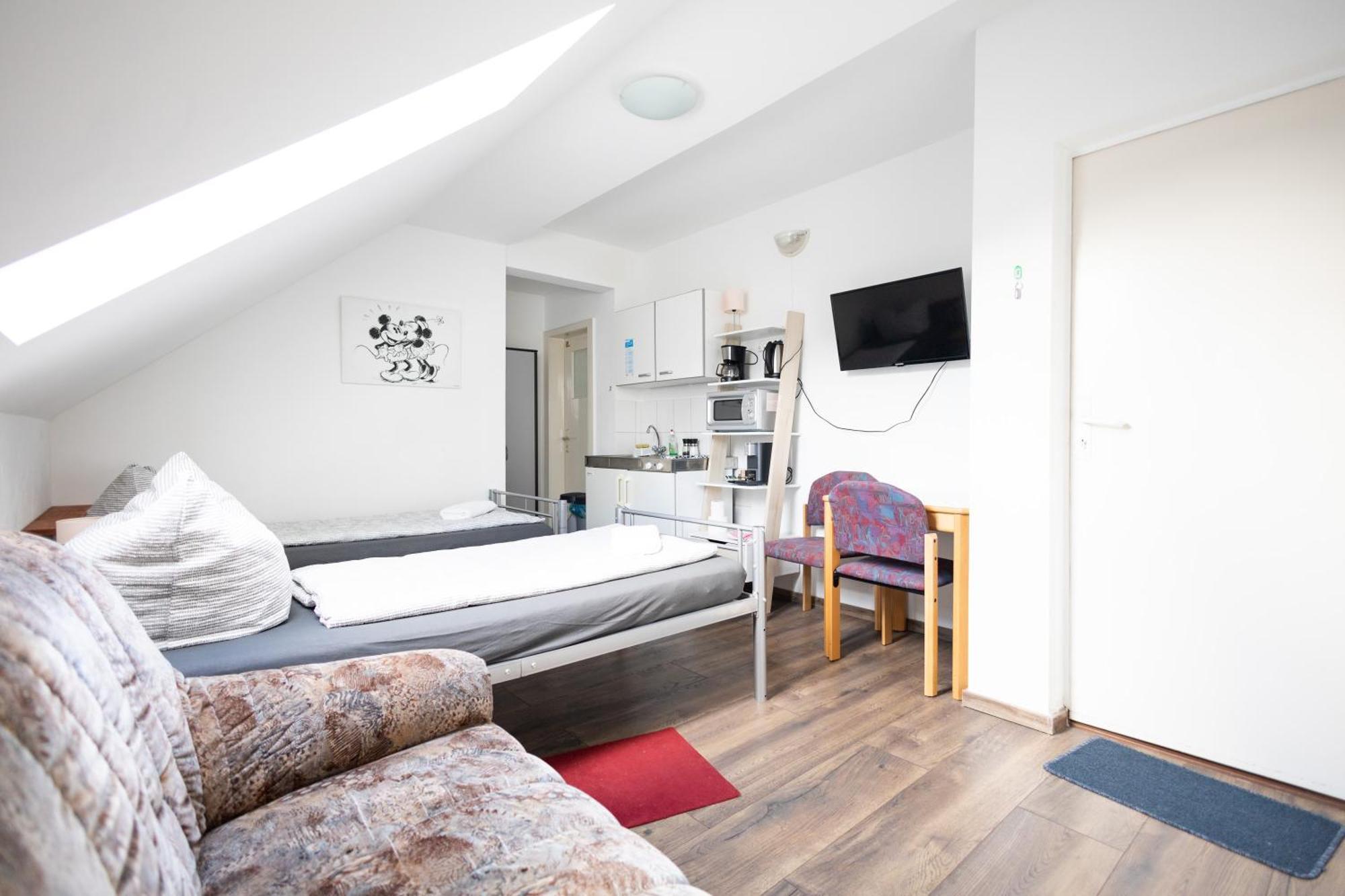 Apartmenthaus Am Waldrand- Kueche - Fruehstueck - Balkon ヴィルデマン エクステリア 写真