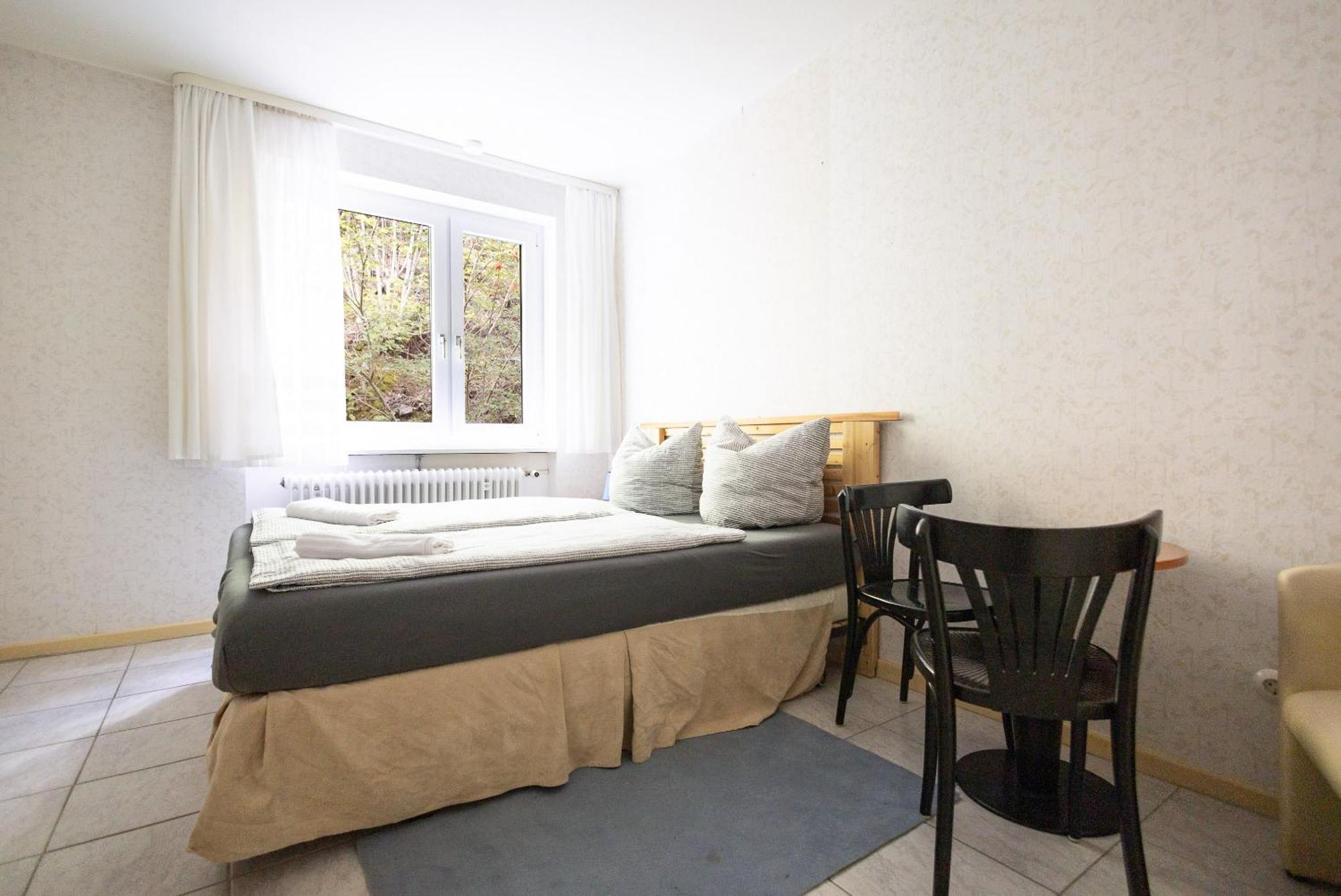 Apartmenthaus Am Waldrand- Kueche - Fruehstueck - Balkon ヴィルデマン エクステリア 写真