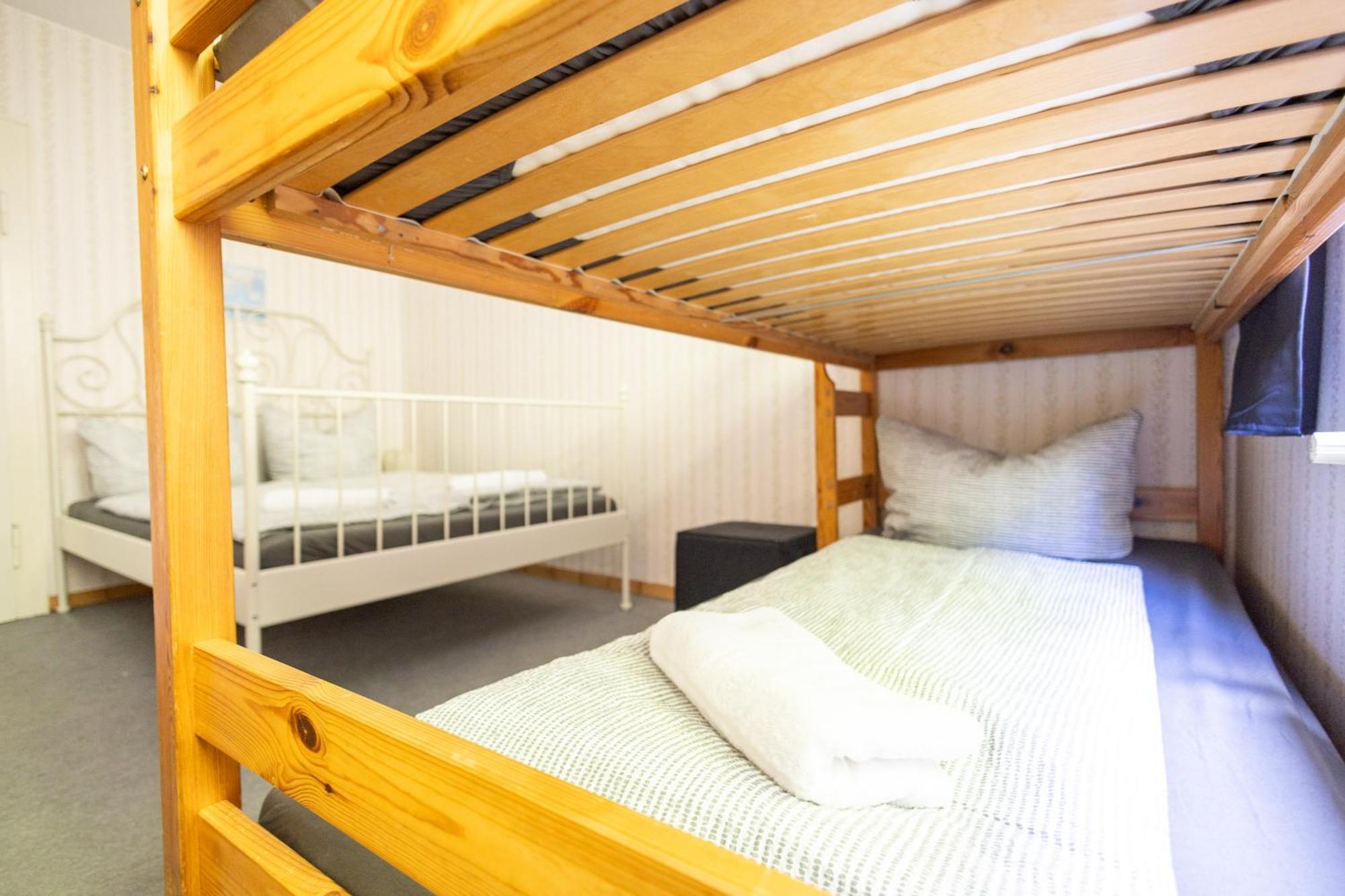 Apartmenthaus Am Waldrand- Kueche - Fruehstueck - Balkon ヴィルデマン エクステリア 写真