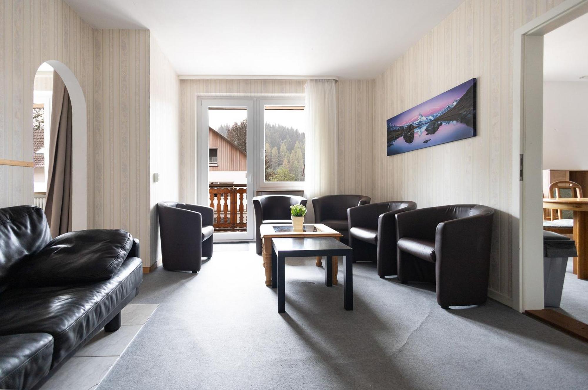 Apartmenthaus Am Waldrand- Kueche - Fruehstueck - Balkon ヴィルデマン エクステリア 写真