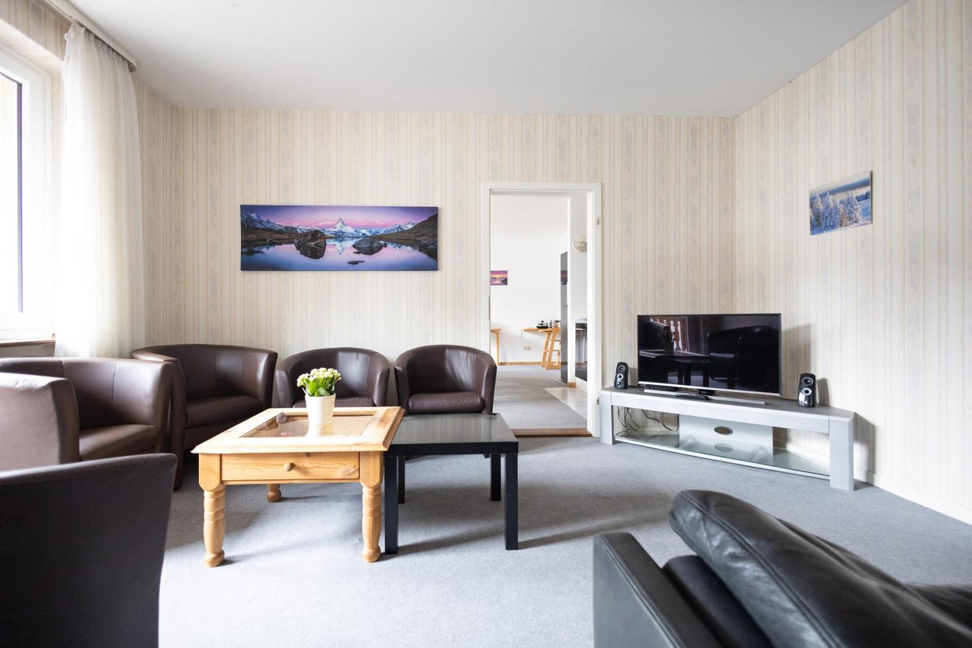 Apartmenthaus Am Waldrand- Kueche - Fruehstueck - Balkon ヴィルデマン エクステリア 写真