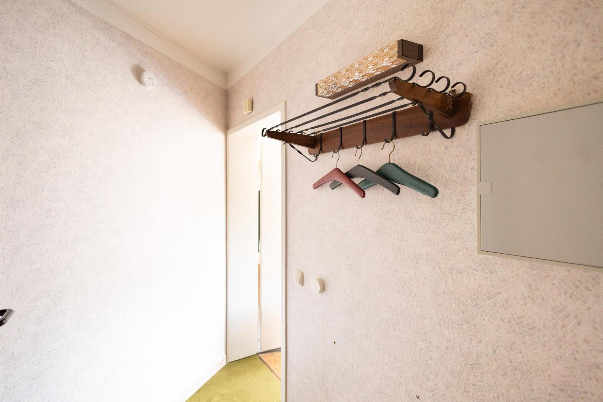 Apartmenthaus Am Waldrand- Kueche - Fruehstueck - Balkon ヴィルデマン エクステリア 写真
